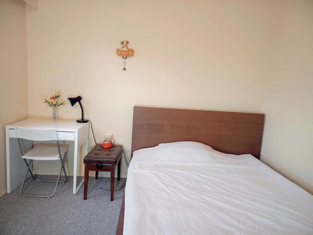 Private Room With Queen Bed In Richmond 202 ภายนอก รูปภาพ